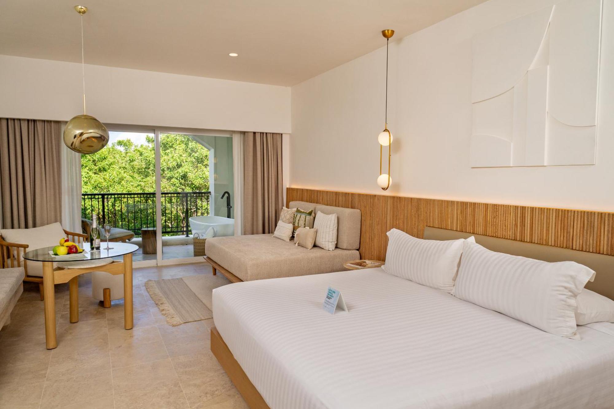 Junior Suite,1770460782:JPEG